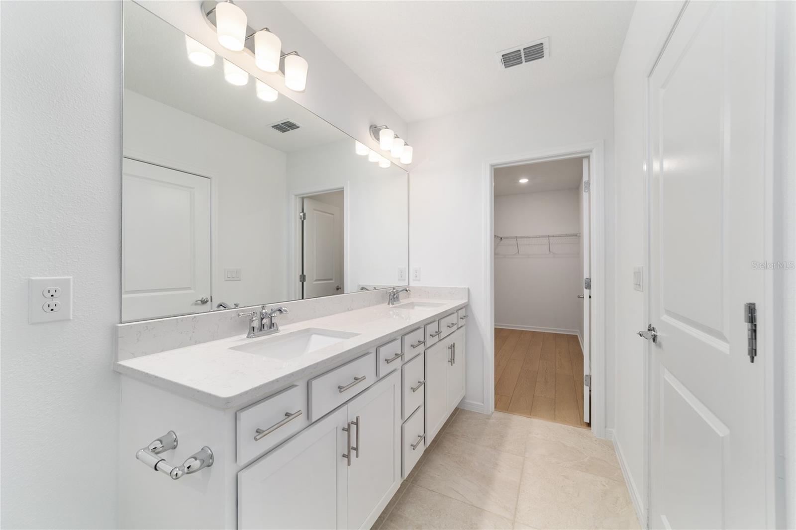 Image 26 of 58 For 5543 85th Avenue Road