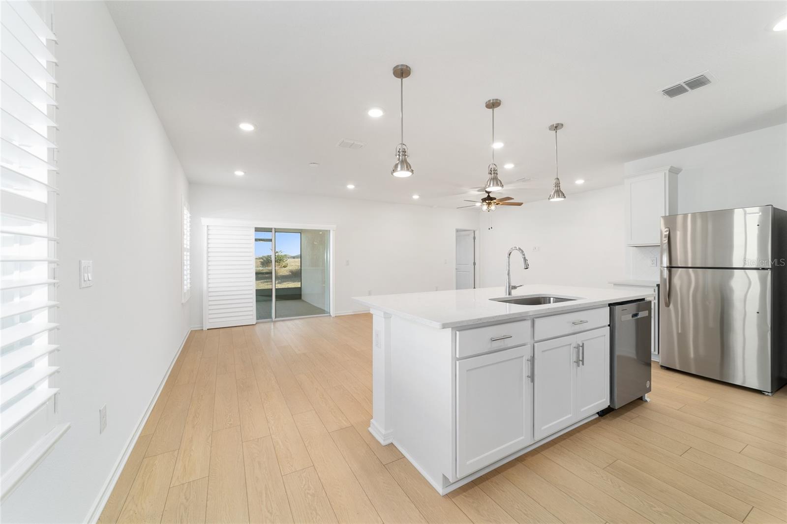 Image 5 of 58 For 5543 85th Avenue Road