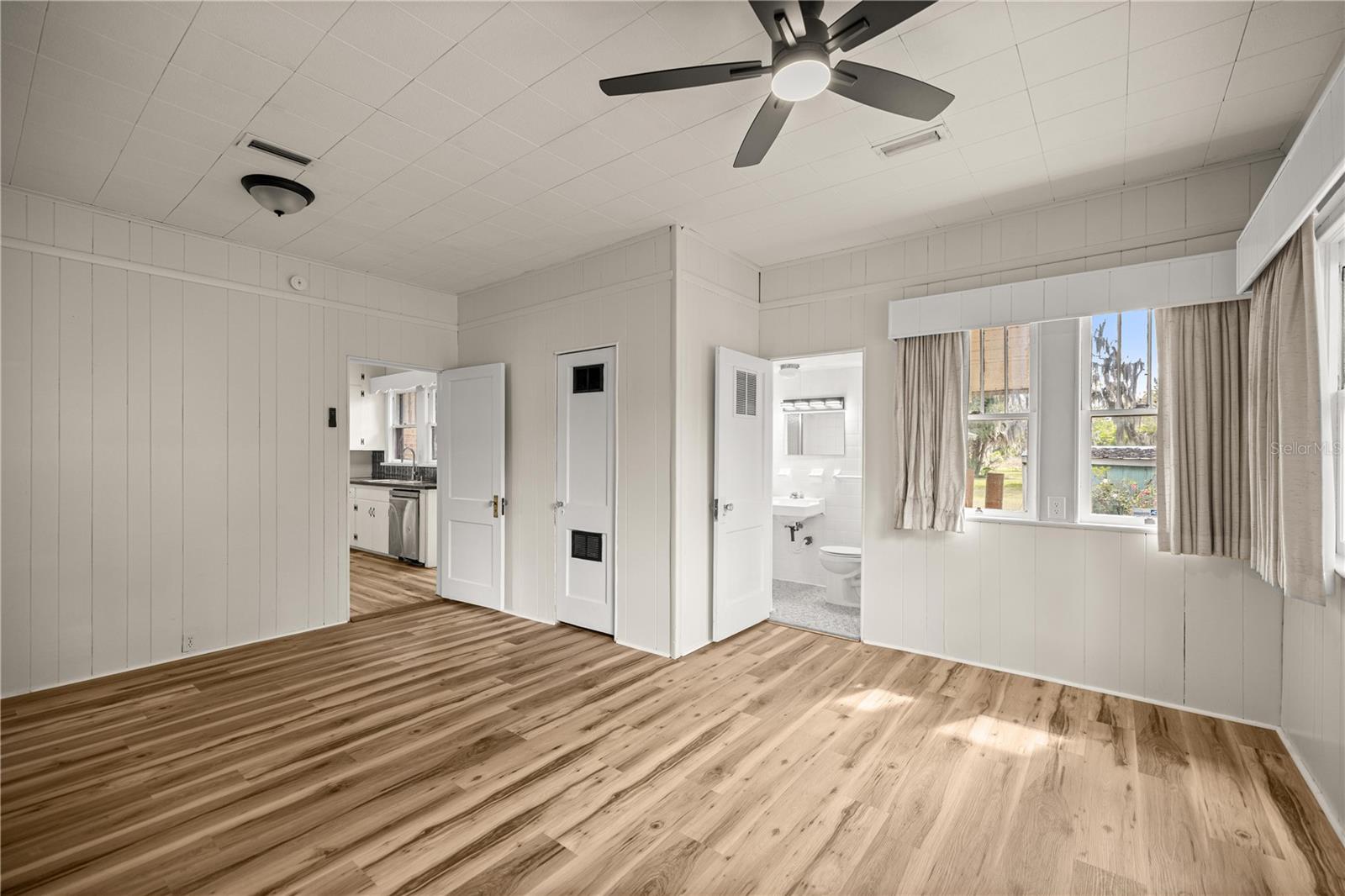 Image 15 of 36 For 7018 222nd Street