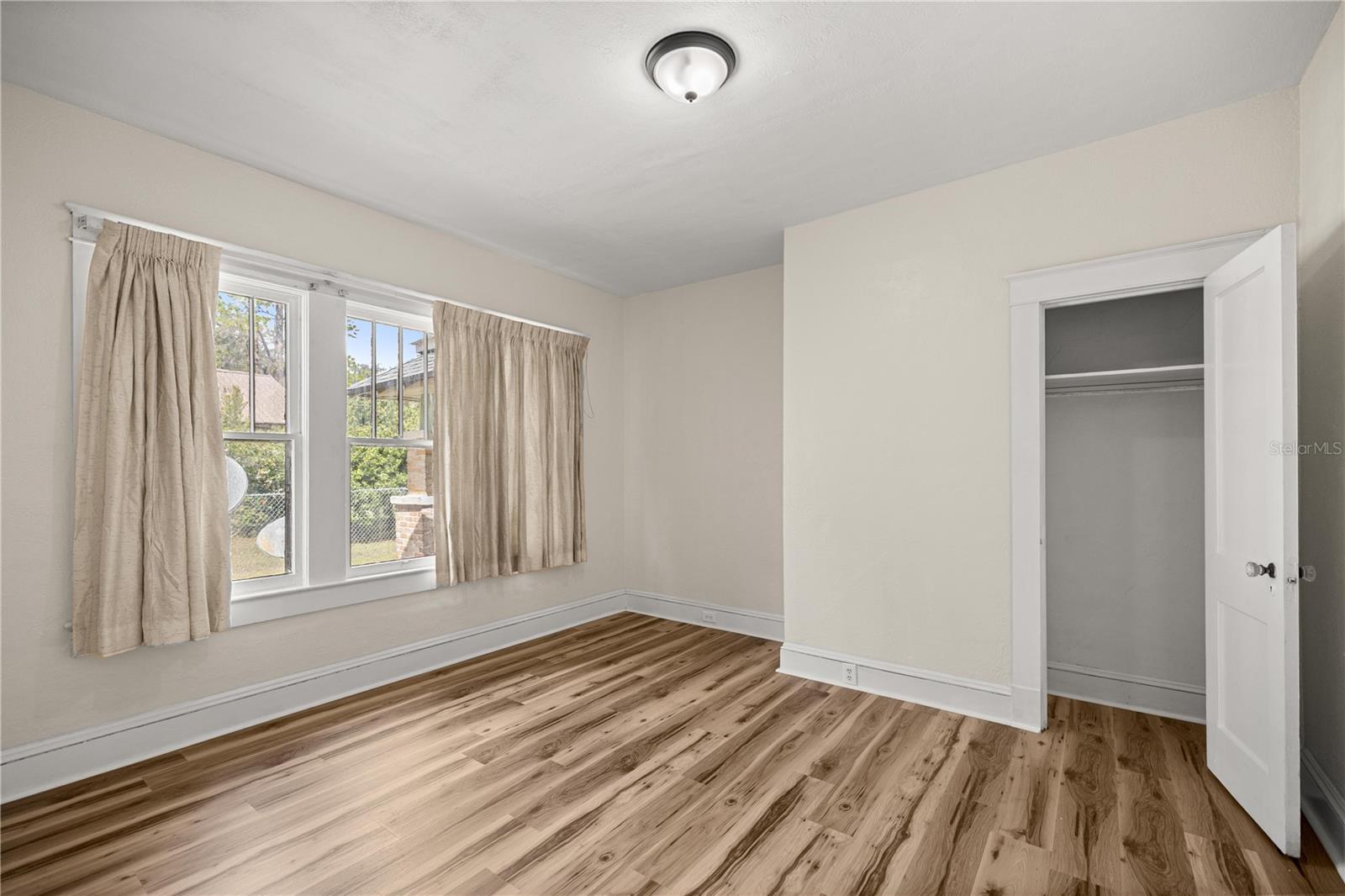 Image 22 of 36 For 7018 222nd Street