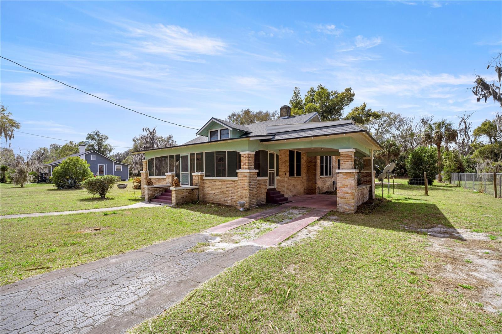 Image 25 of 36 For 7018 222nd Street