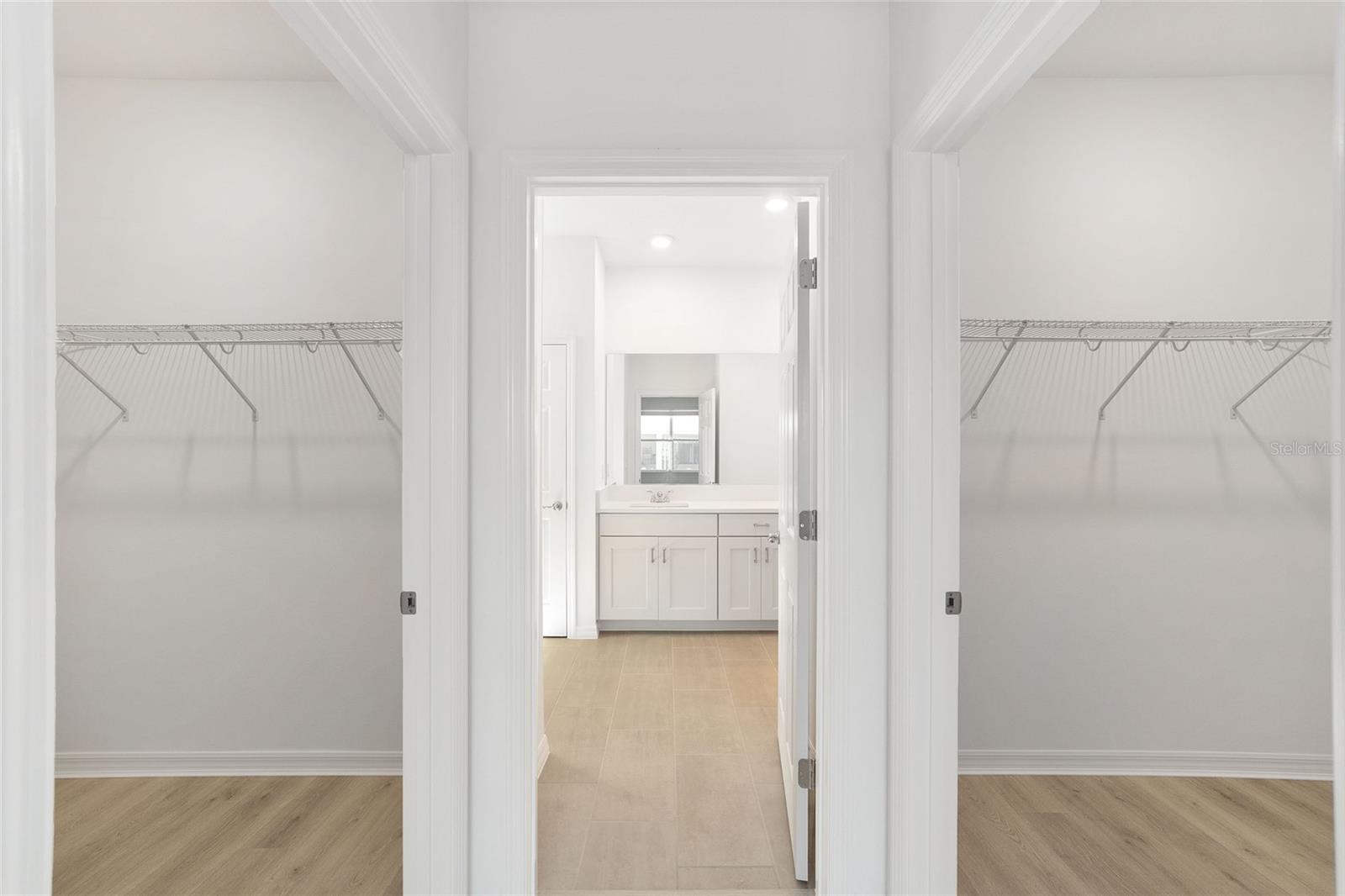 Image 26 of 44 For 10339 105th Terrace