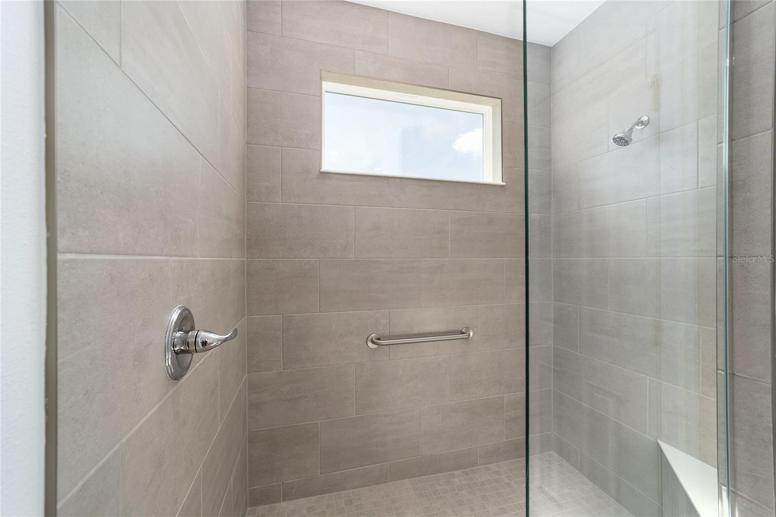 Image 30 of 44 For 10339 105th Terrace