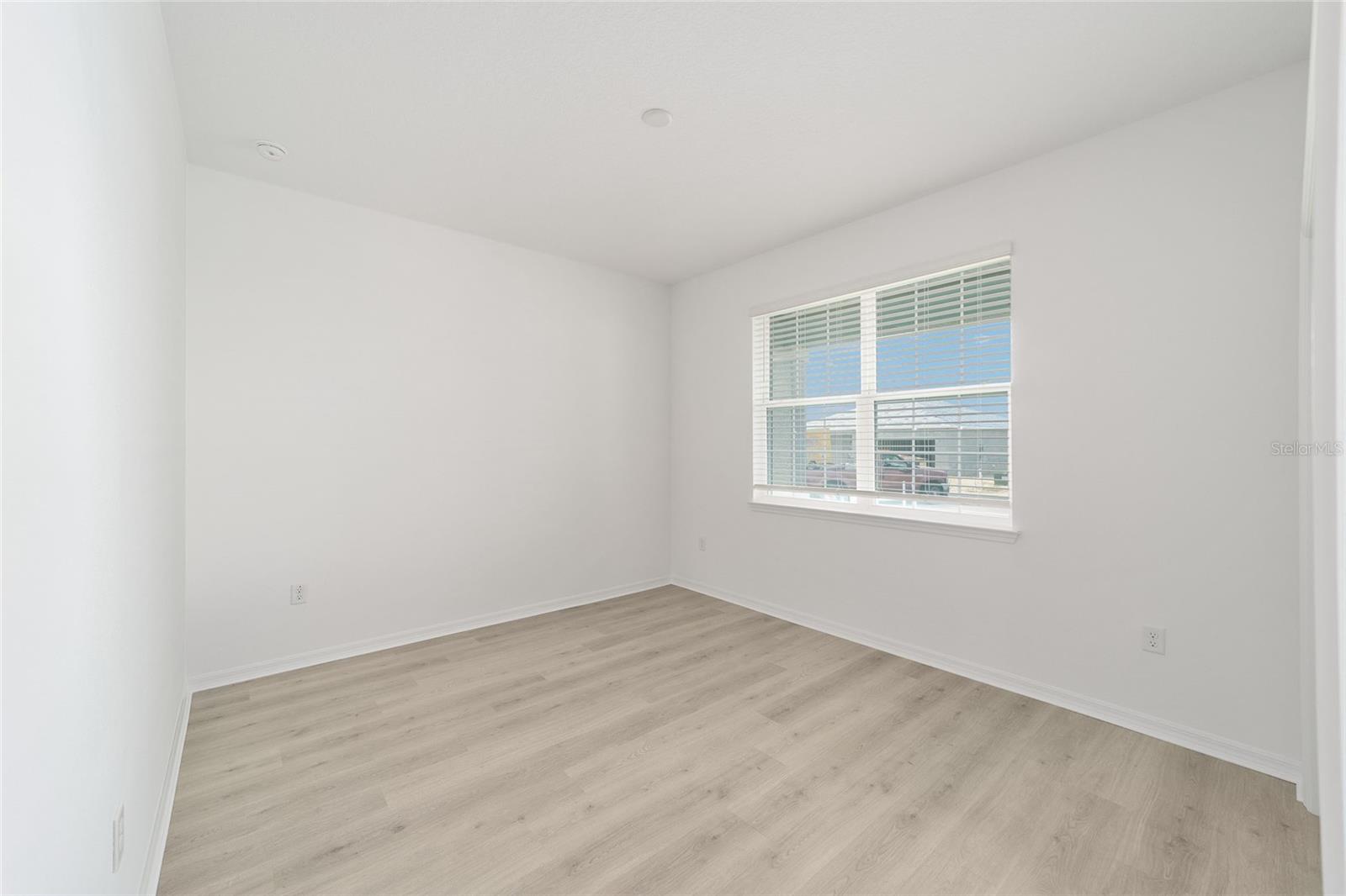 Image 31 of 44 For 10339 105th Terrace