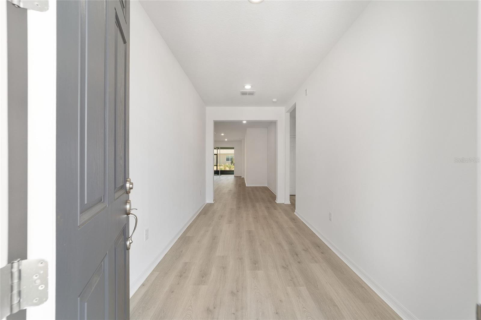 Image 9 of 44 For 10339 105th Terrace