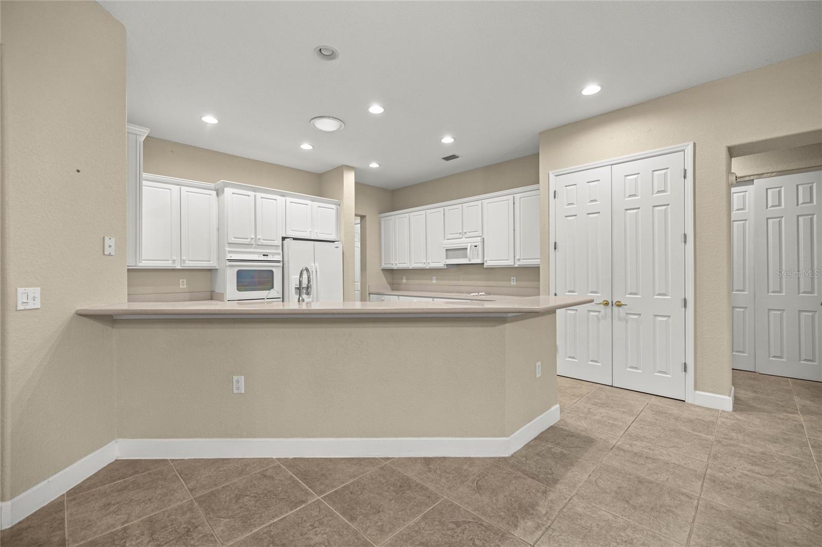 Image 16 of 76 For 9512 124th Loop