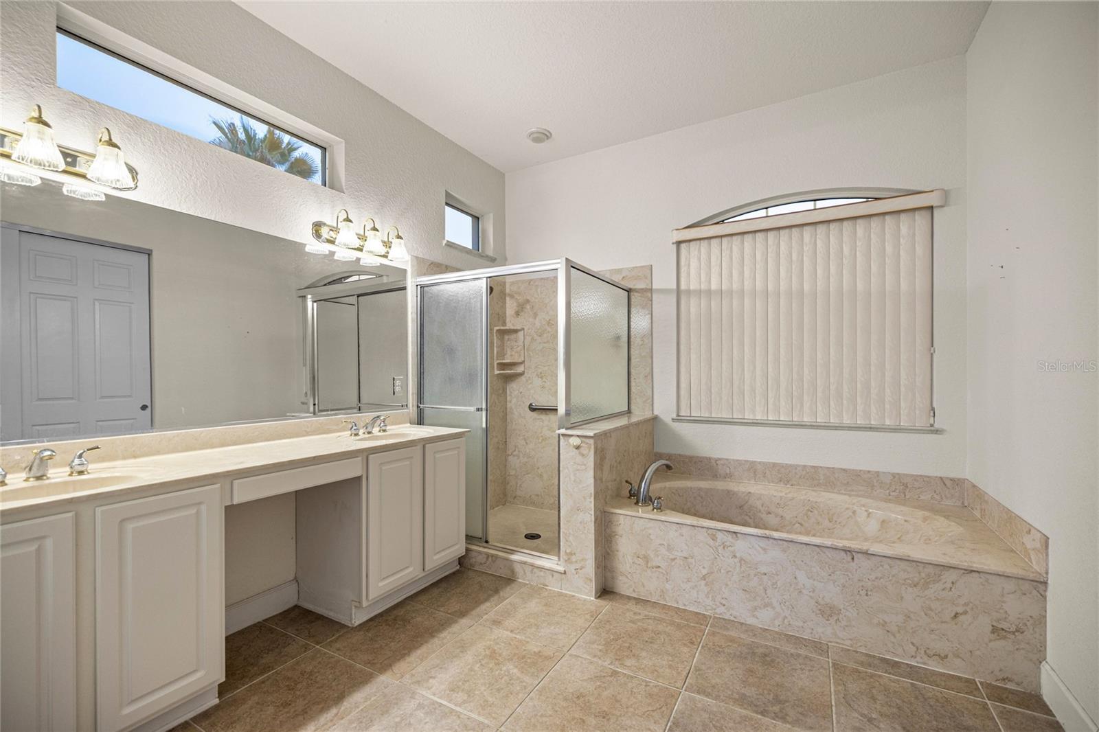 Image 27 of 76 For 9512 124th Loop