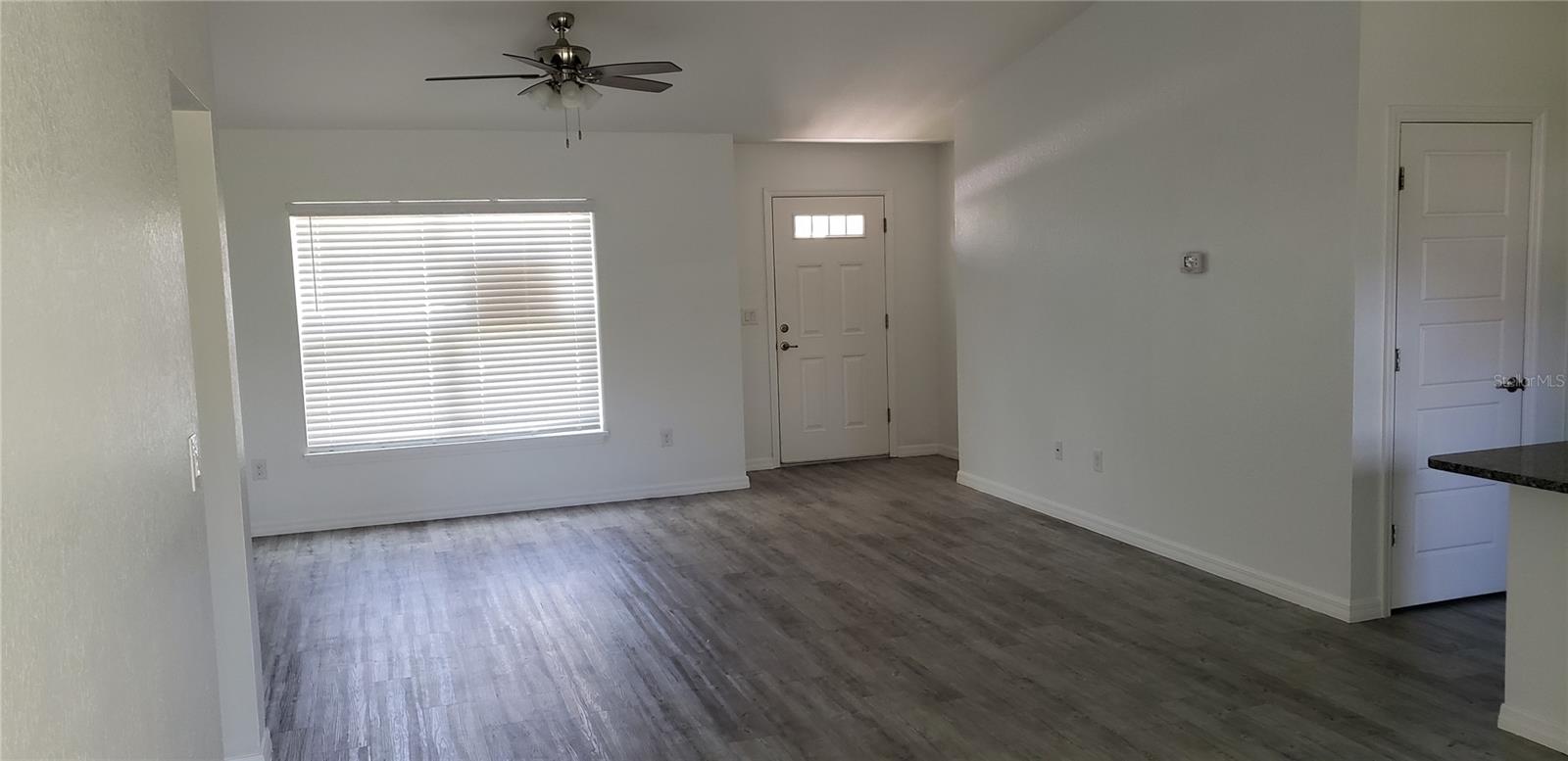 Image 4 of 15 For 49 Hemlock Radial