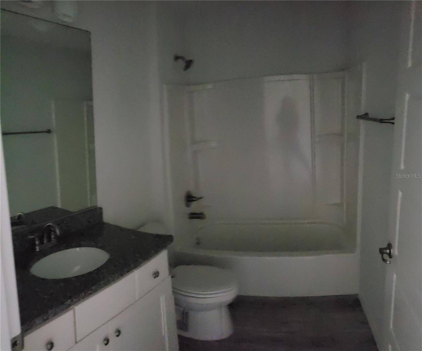 Image 6 of 15 For 49 Hemlock Radial