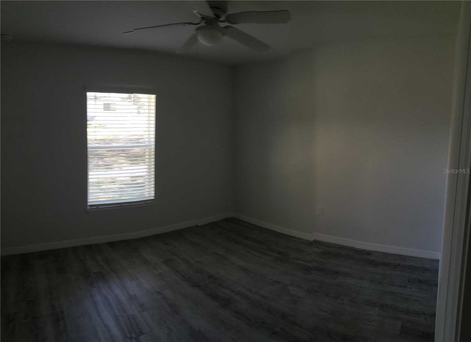 Image 8 of 15 For 49 Hemlock Radial