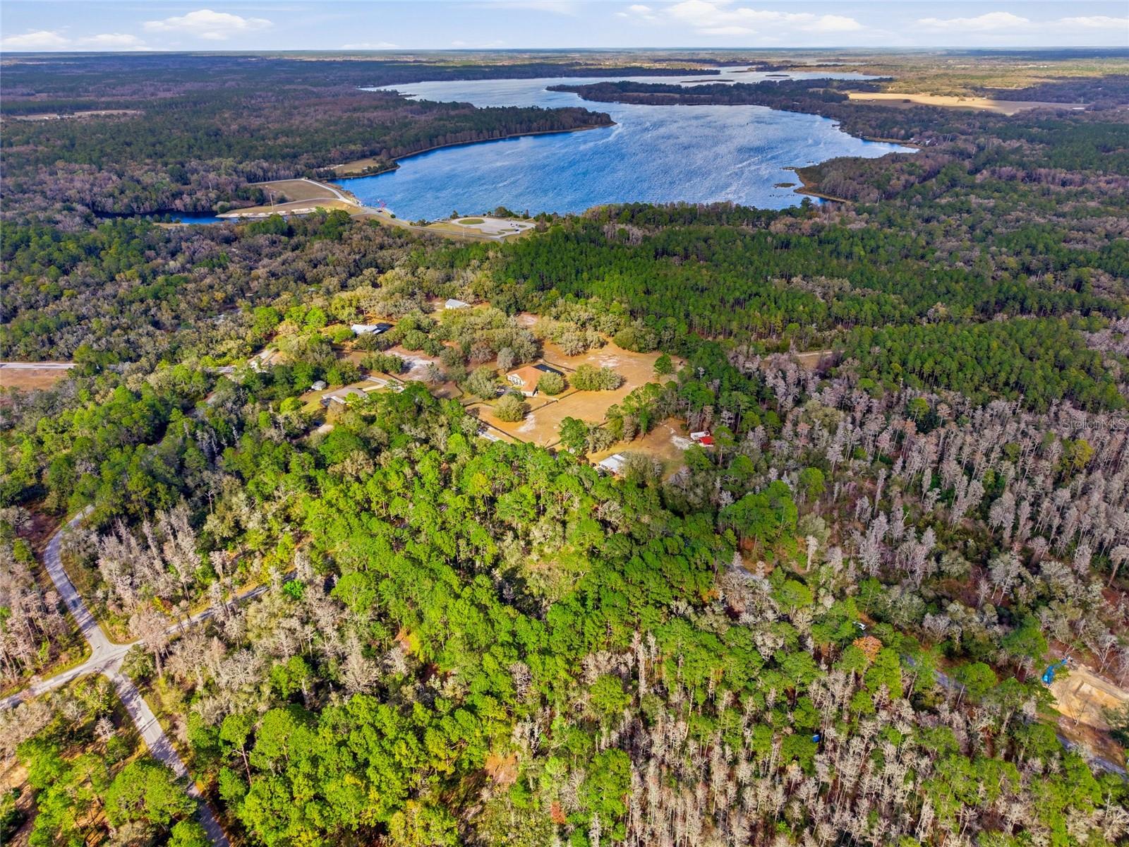 Image 13 of 21 For 9694 Cavewood Avenue