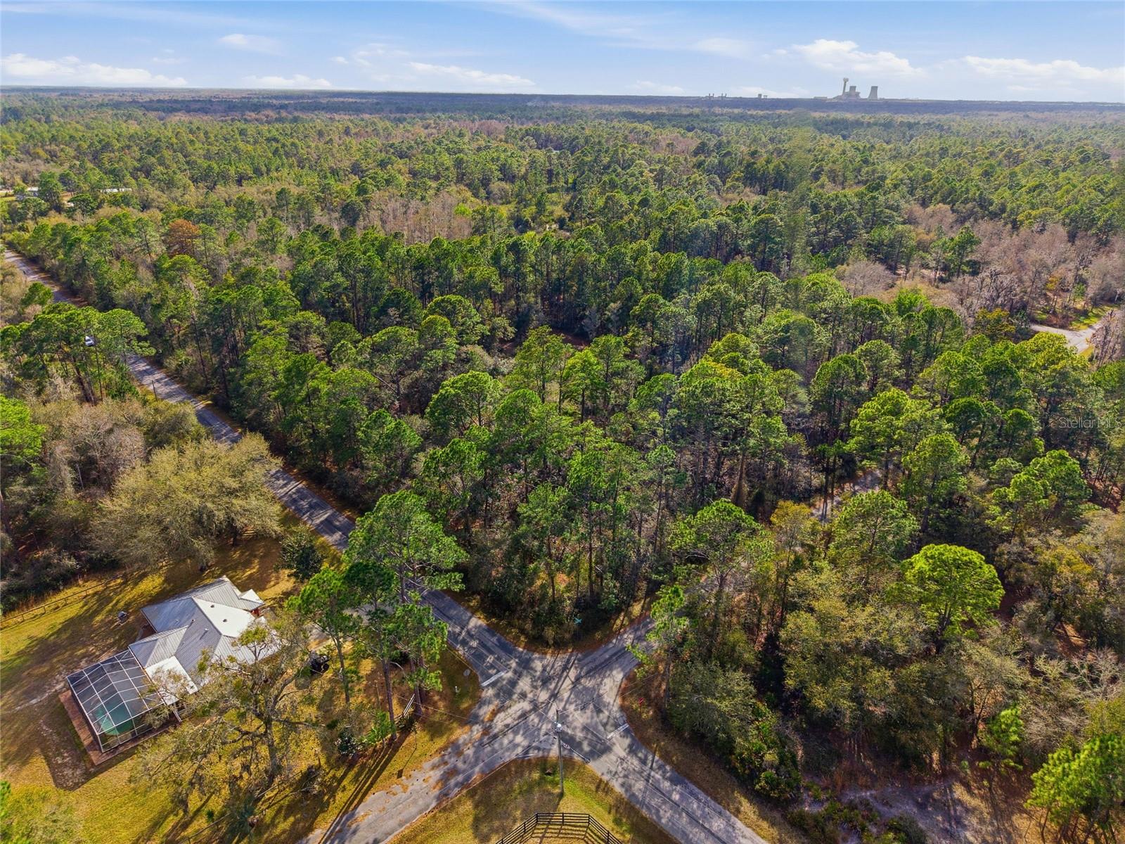 Image 3 of 21 For 9694 Cavewood Avenue