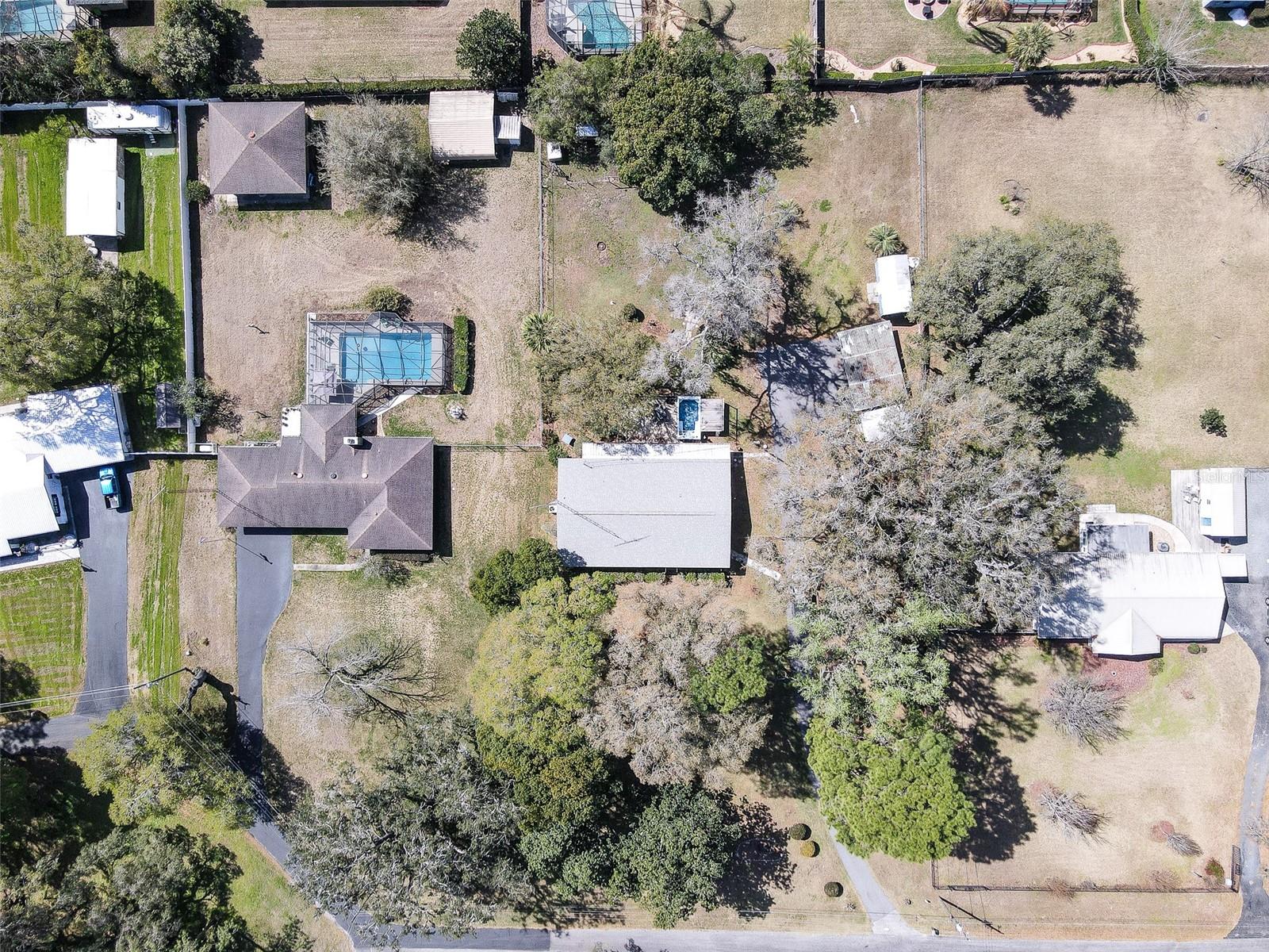 Image 25 of 56 For 10376 43rd Court