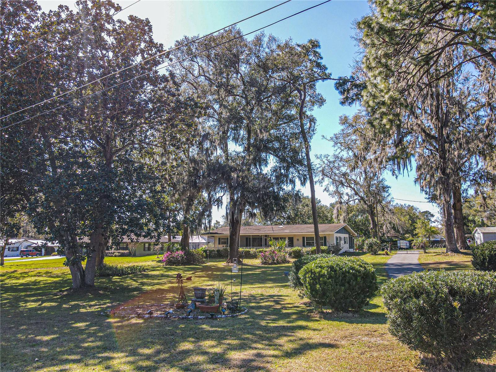 Image 3 of 56 For 10376 43rd Court