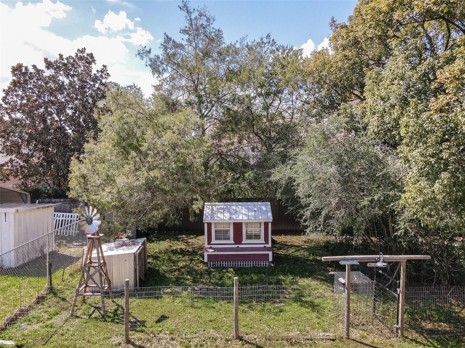 Image 34 of 56 For 10376 43rd Court