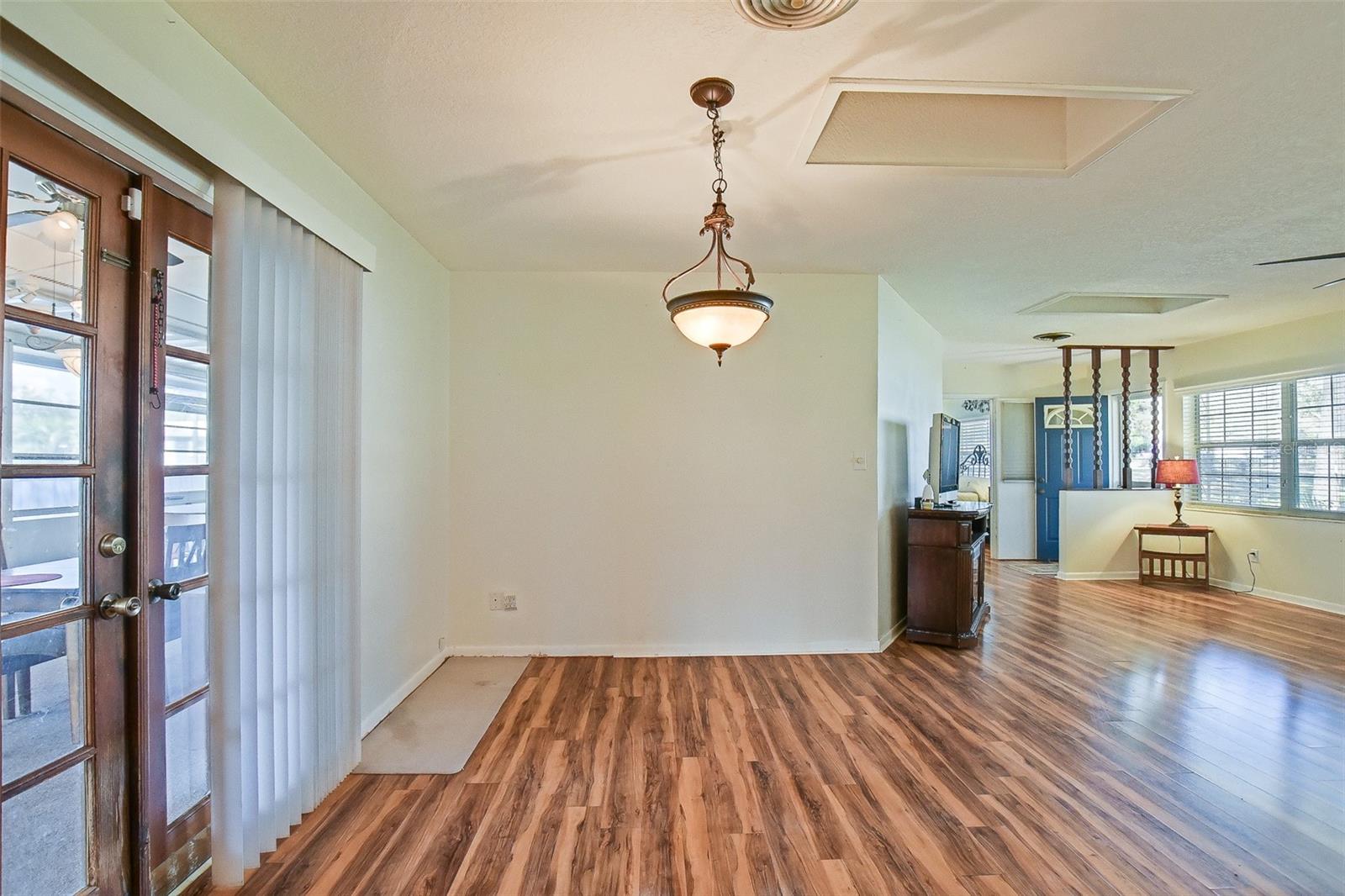 Image 49 of 56 For 10376 43rd Court