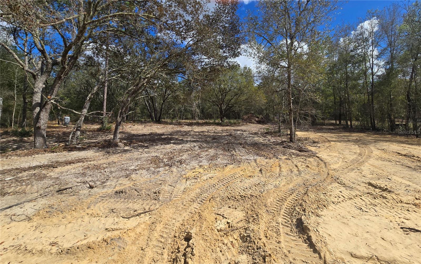 Image 5 of 9 For 8541 105 Avenue