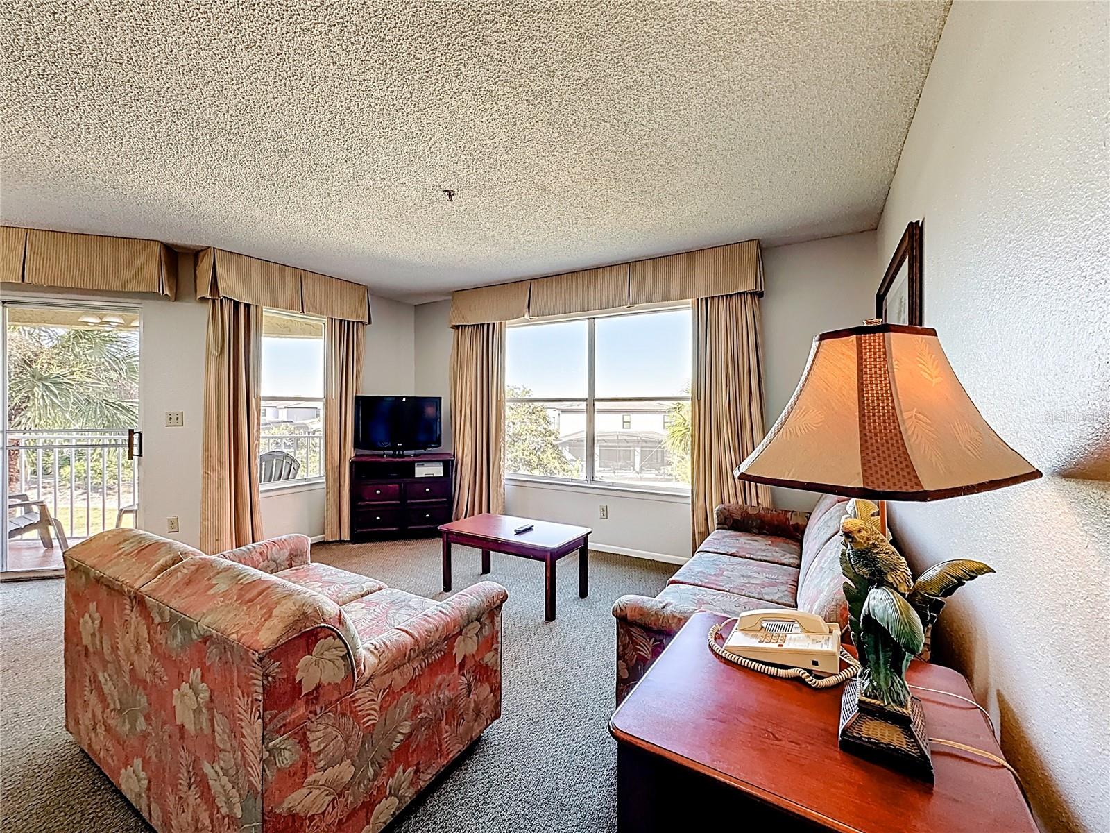 Image 19 of 40 For 6337 Parc Corniche Drive 2304