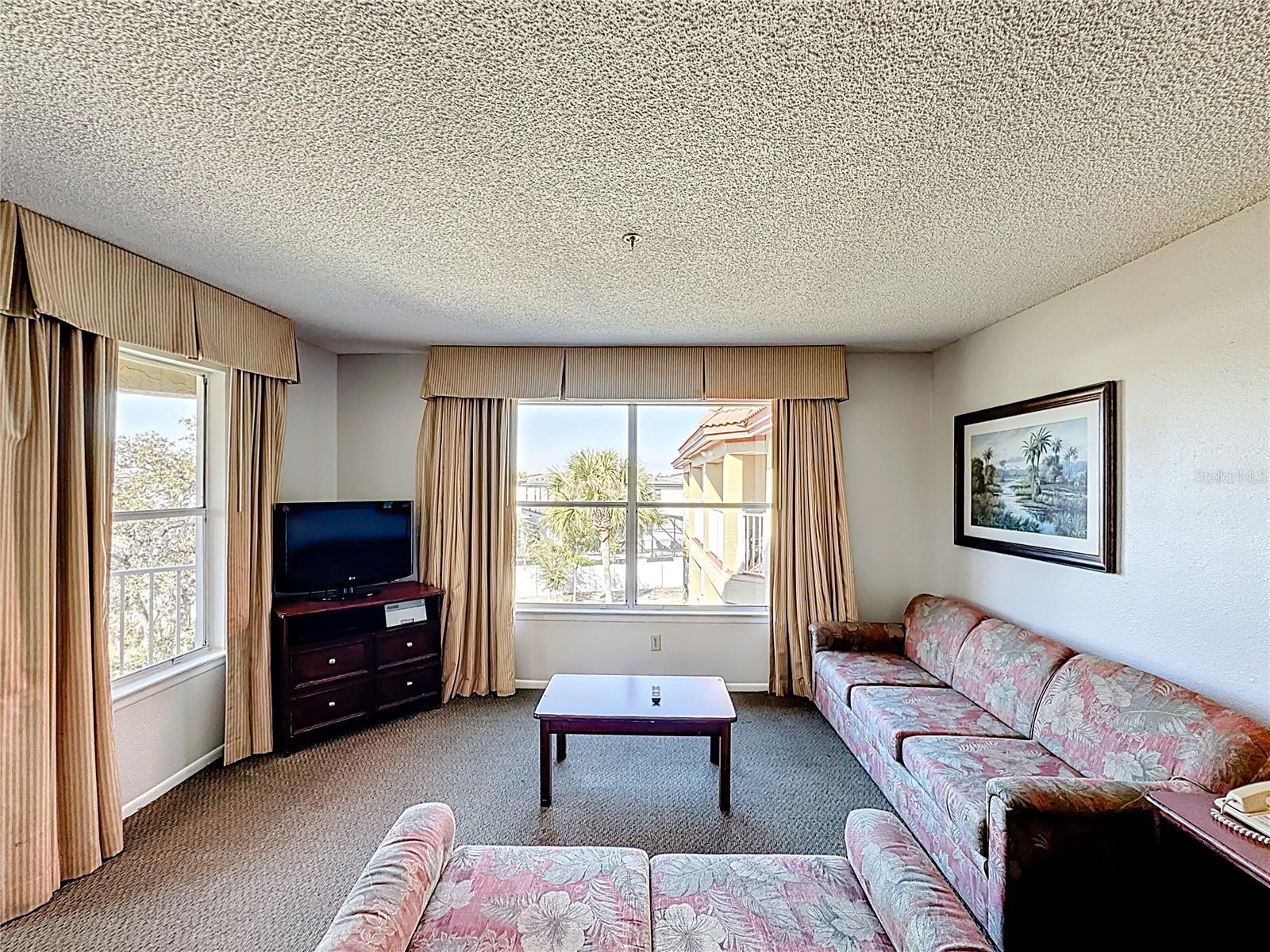 Image 21 of 40 For 6337 Parc Corniche Drive 2304