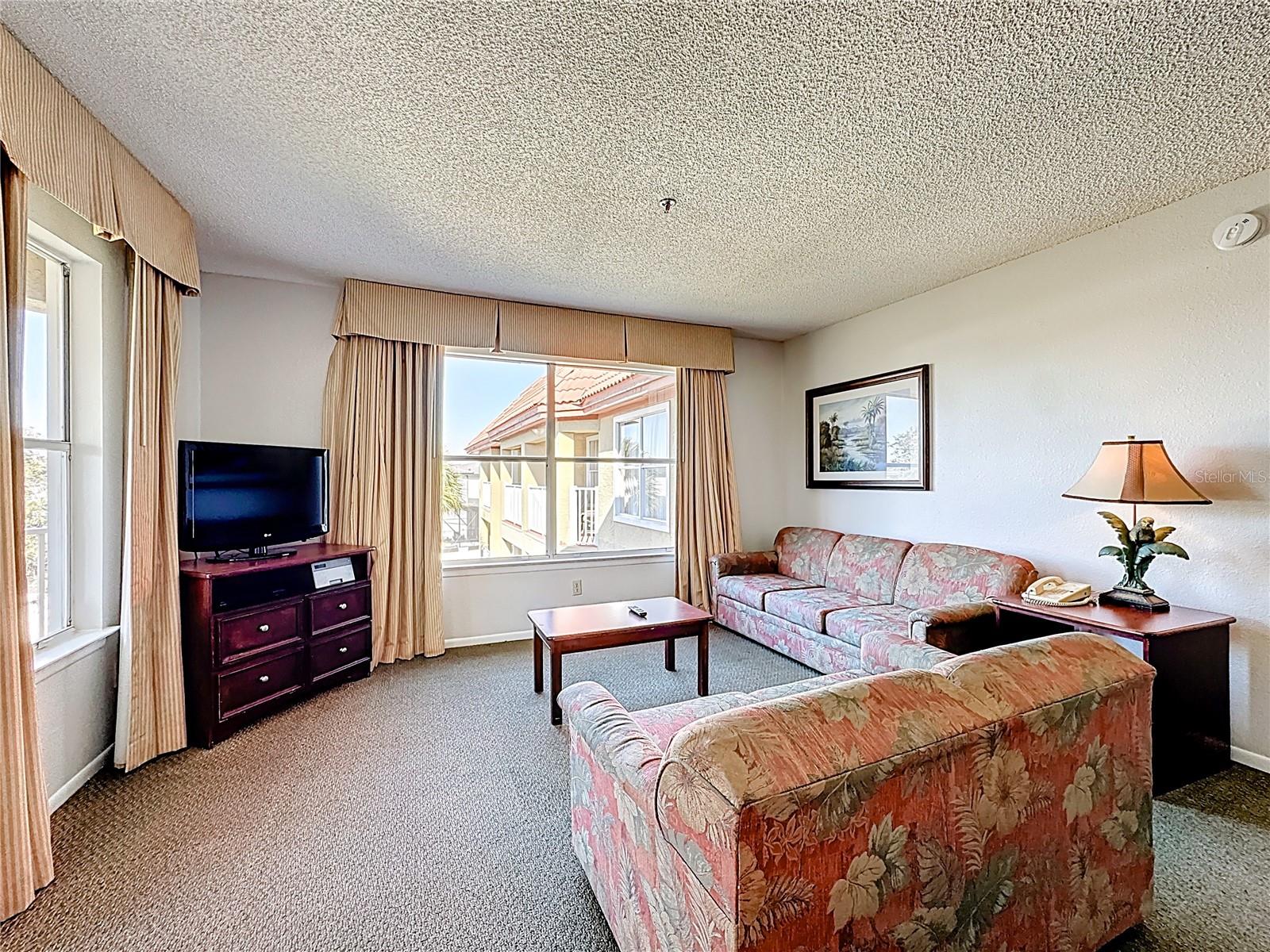 Image 22 of 40 For 6337 Parc Corniche Drive 2304