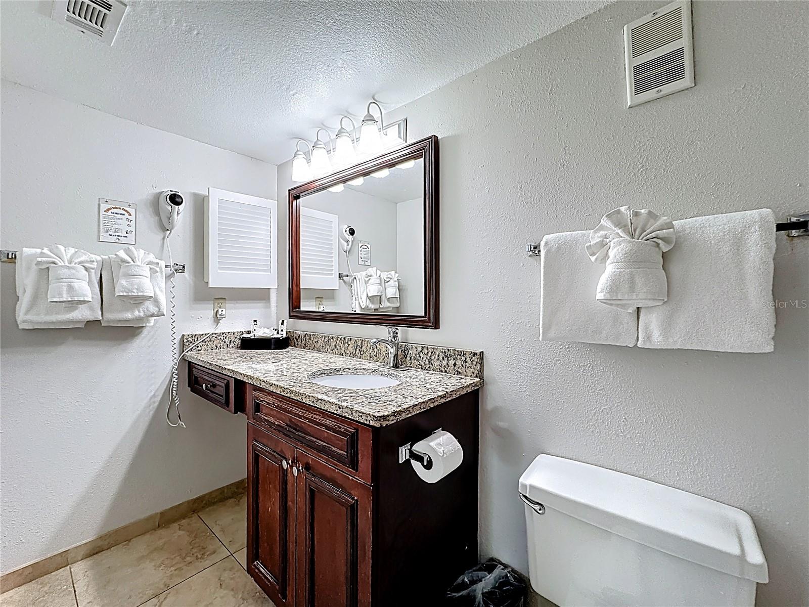 Image 28 of 40 For 6337 Parc Corniche Drive 2304