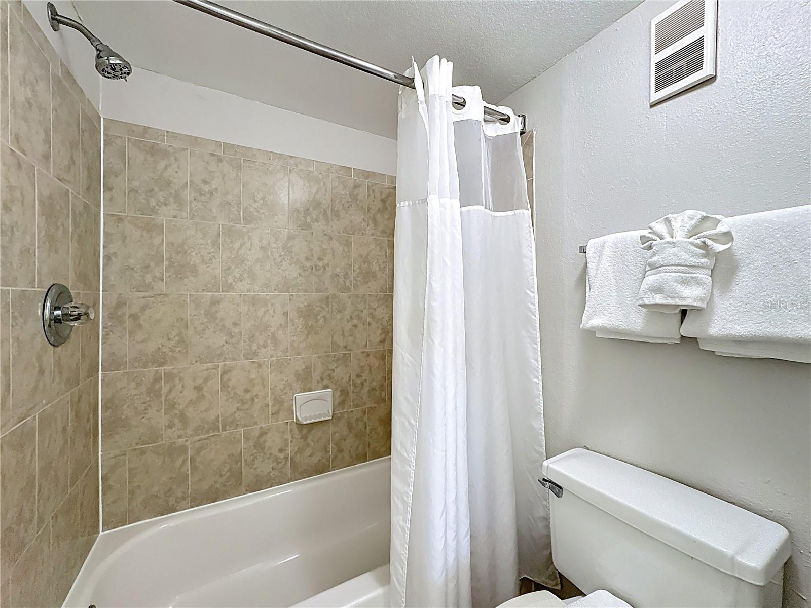 Image 32 of 40 For 6337 Parc Corniche Drive 2304