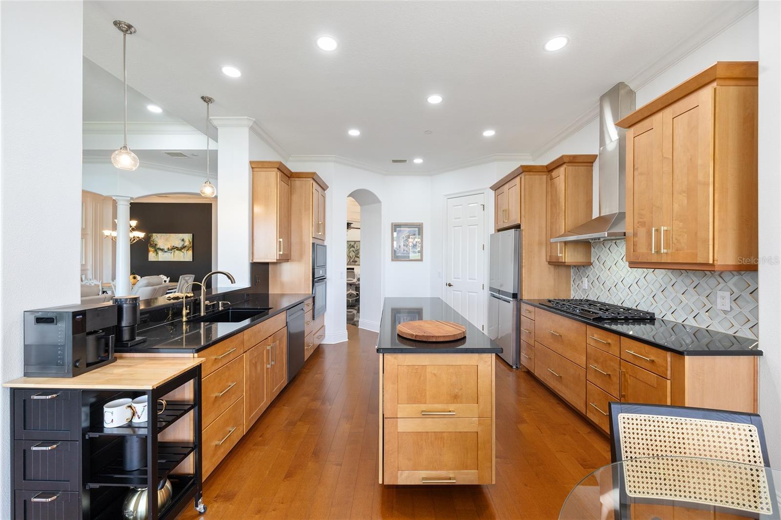 Image 17 of 56 For 1147 Pointe Vista Path