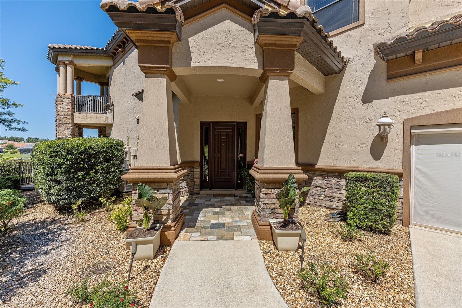 Image 4 of 56 For 1147 Pointe Vista Path