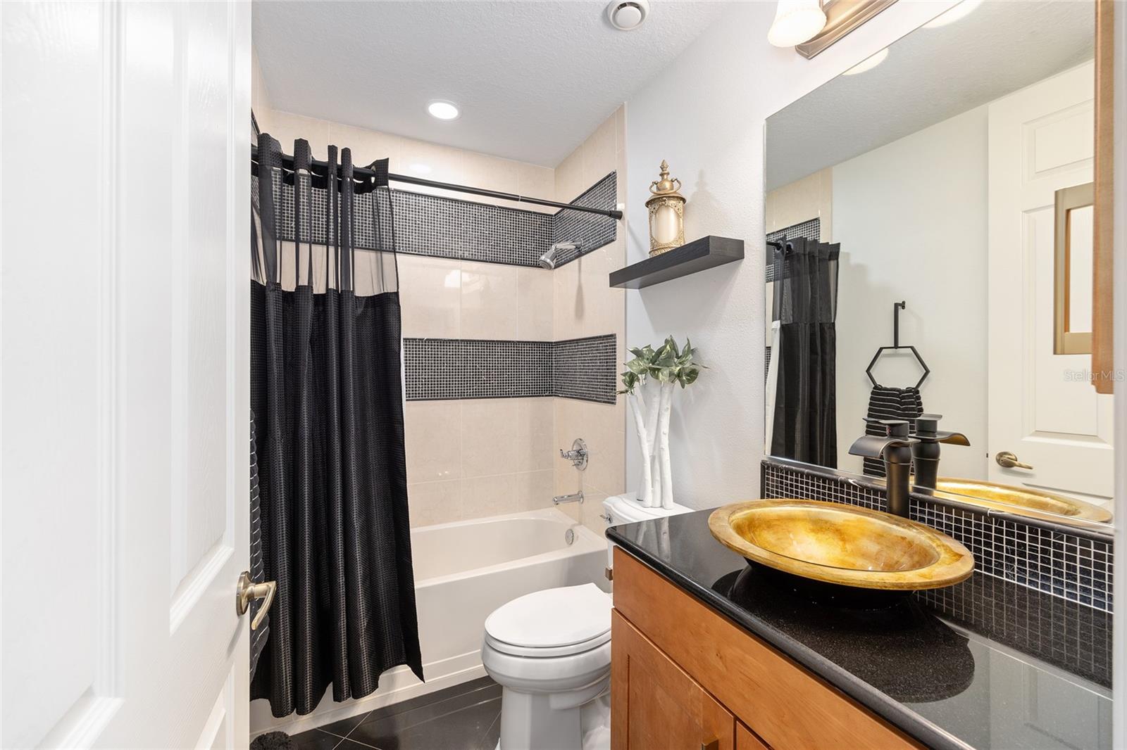 Image 43 of 56 For 1147 Pointe Vista Path