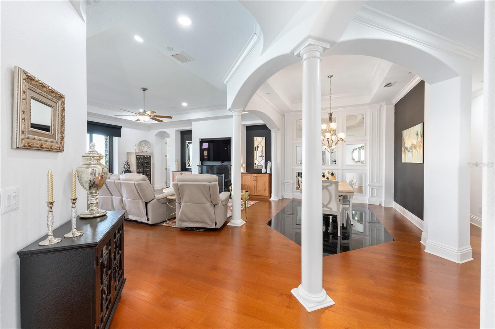 Image 6 of 56 For 1147 Pointe Vista Path