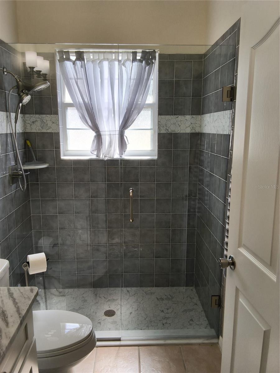 Image 13 of 67 For 551 61st Terrace