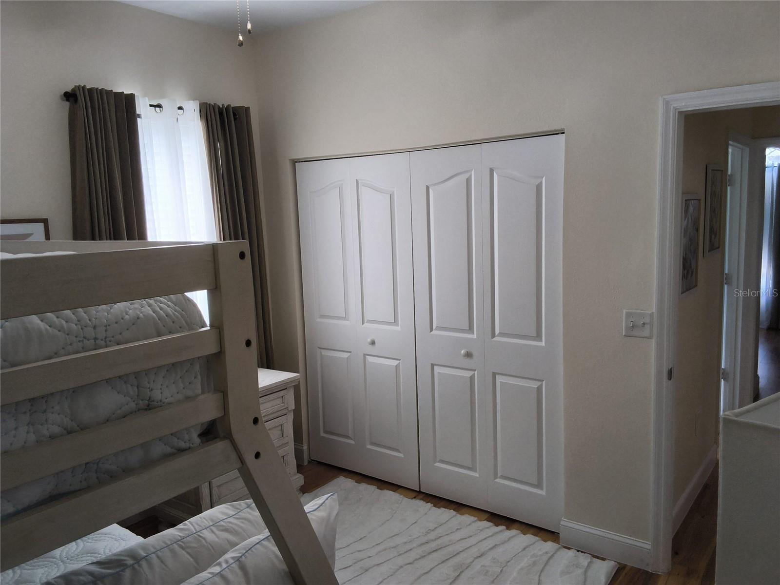 Image 18 of 67 For 551 61st Terrace