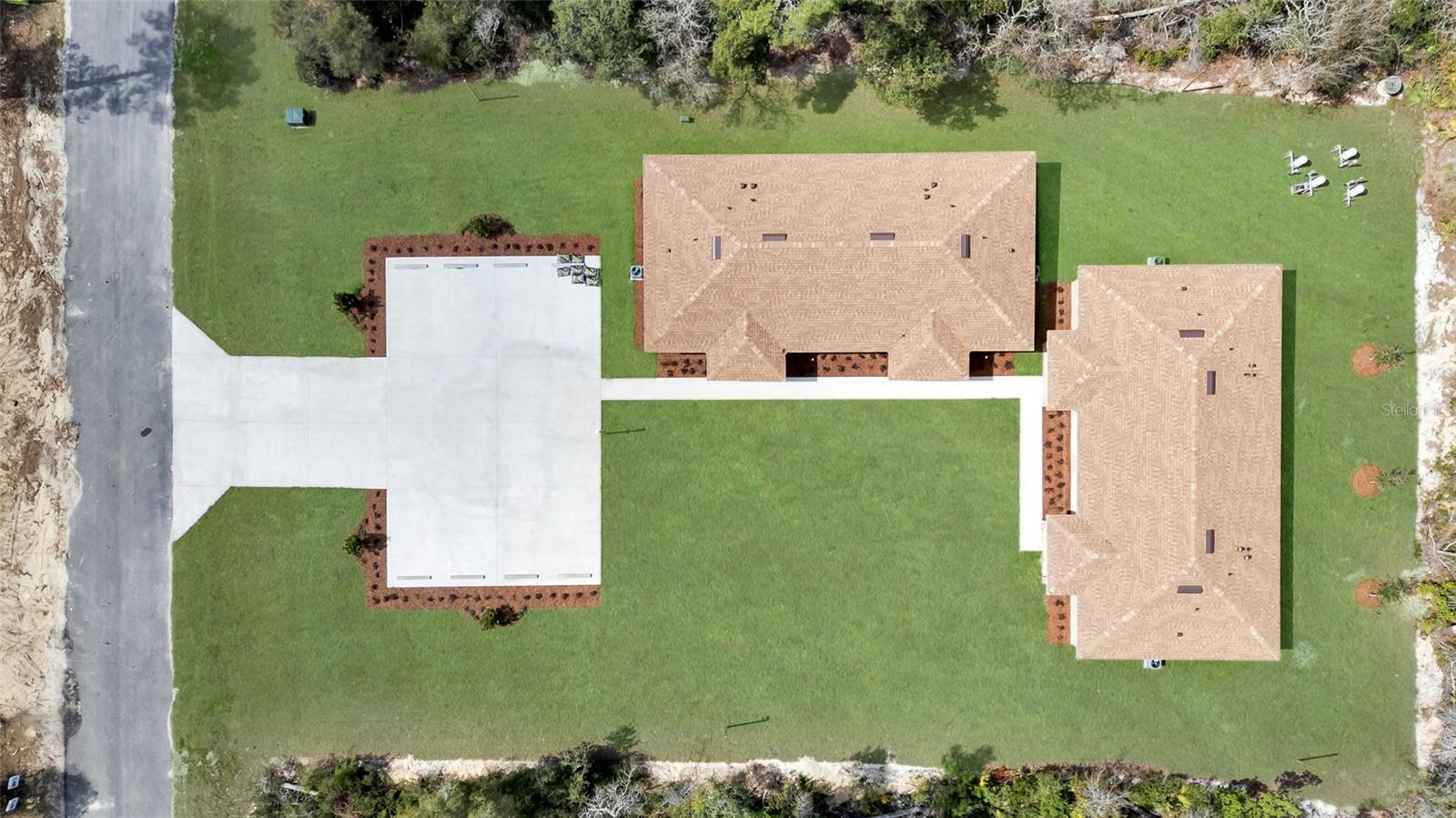 Image 28 of 33 For 3271 158th Unit 202 Loop