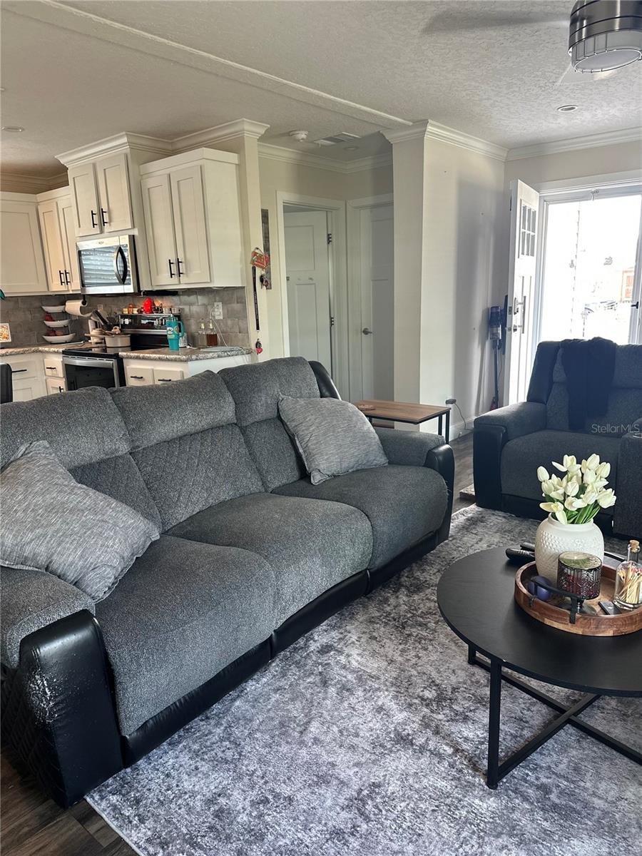 Image 5 of 25 For 6867 5th Street