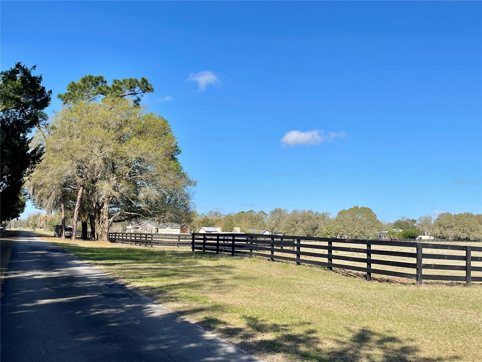 Image 4 of 15 For 15153 73rd Avenue