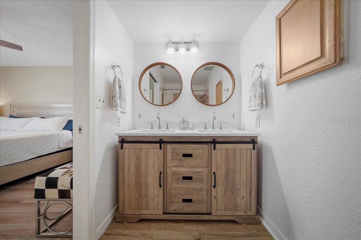 Image 20 of 33 For 685 67th Place