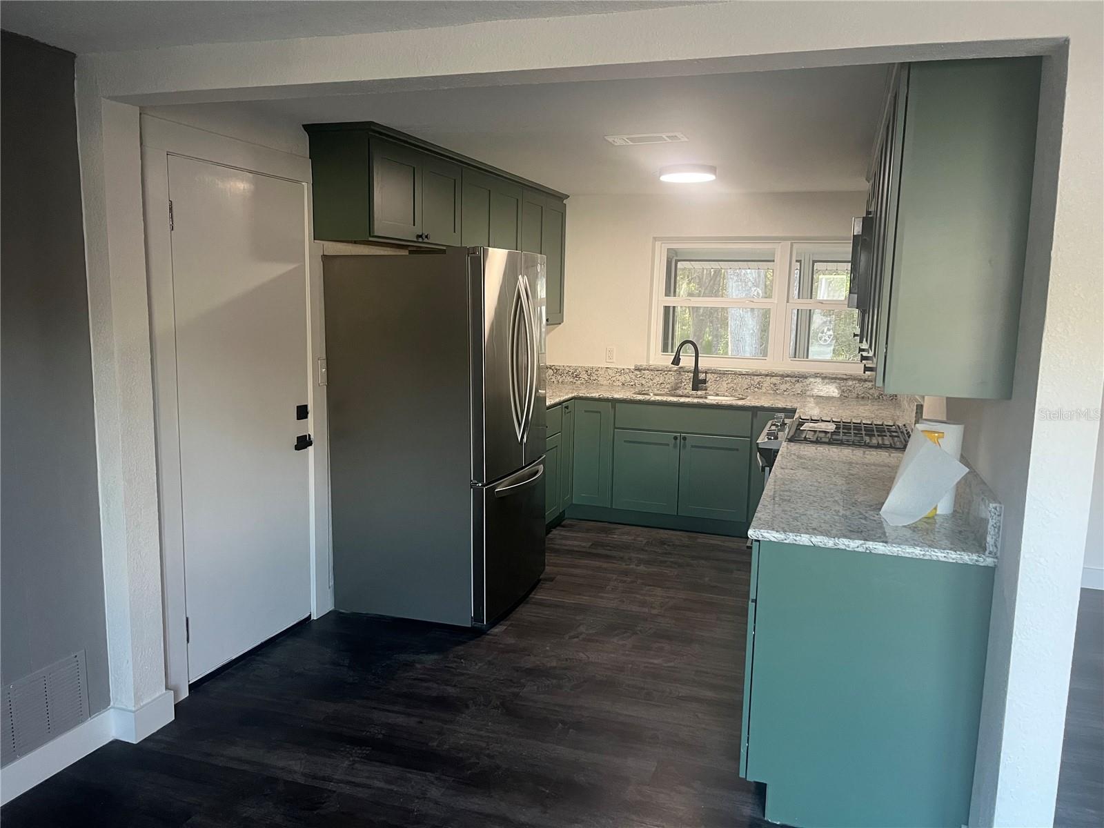 Image 16 of 29 For 1540 157th Avenue