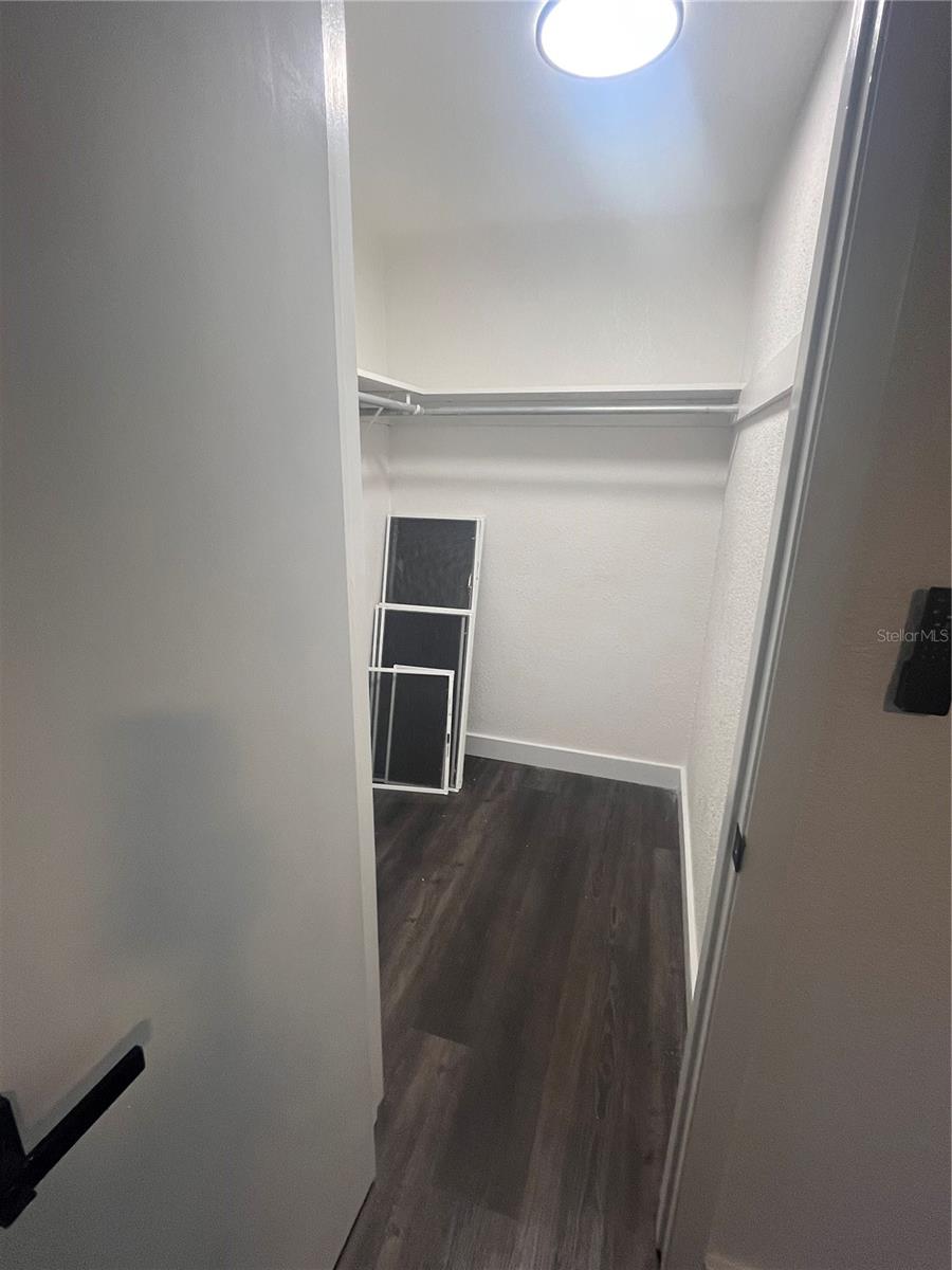 Image 20 of 29 For 1540 157th Avenue