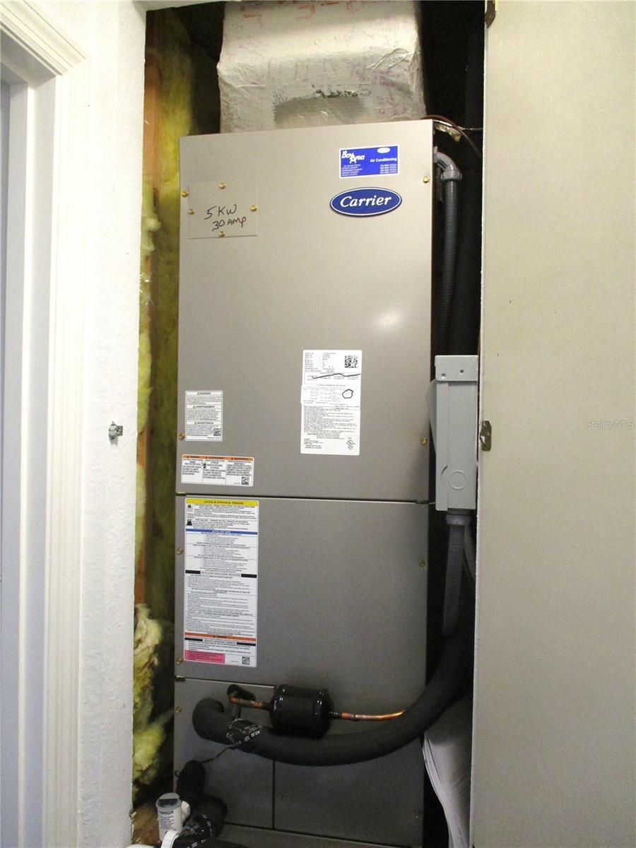 Image 32 of 62 For 11653 138th Lane