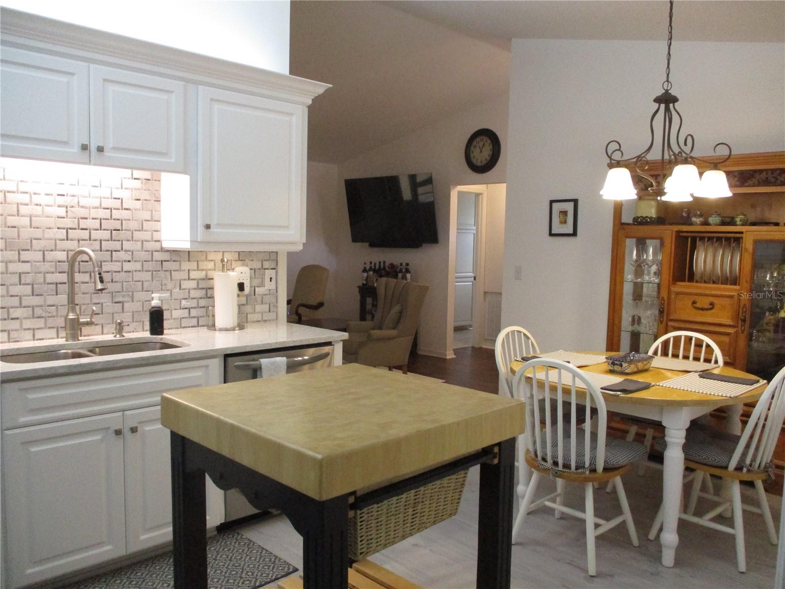 Image 6 of 62 For 11653 138th Lane