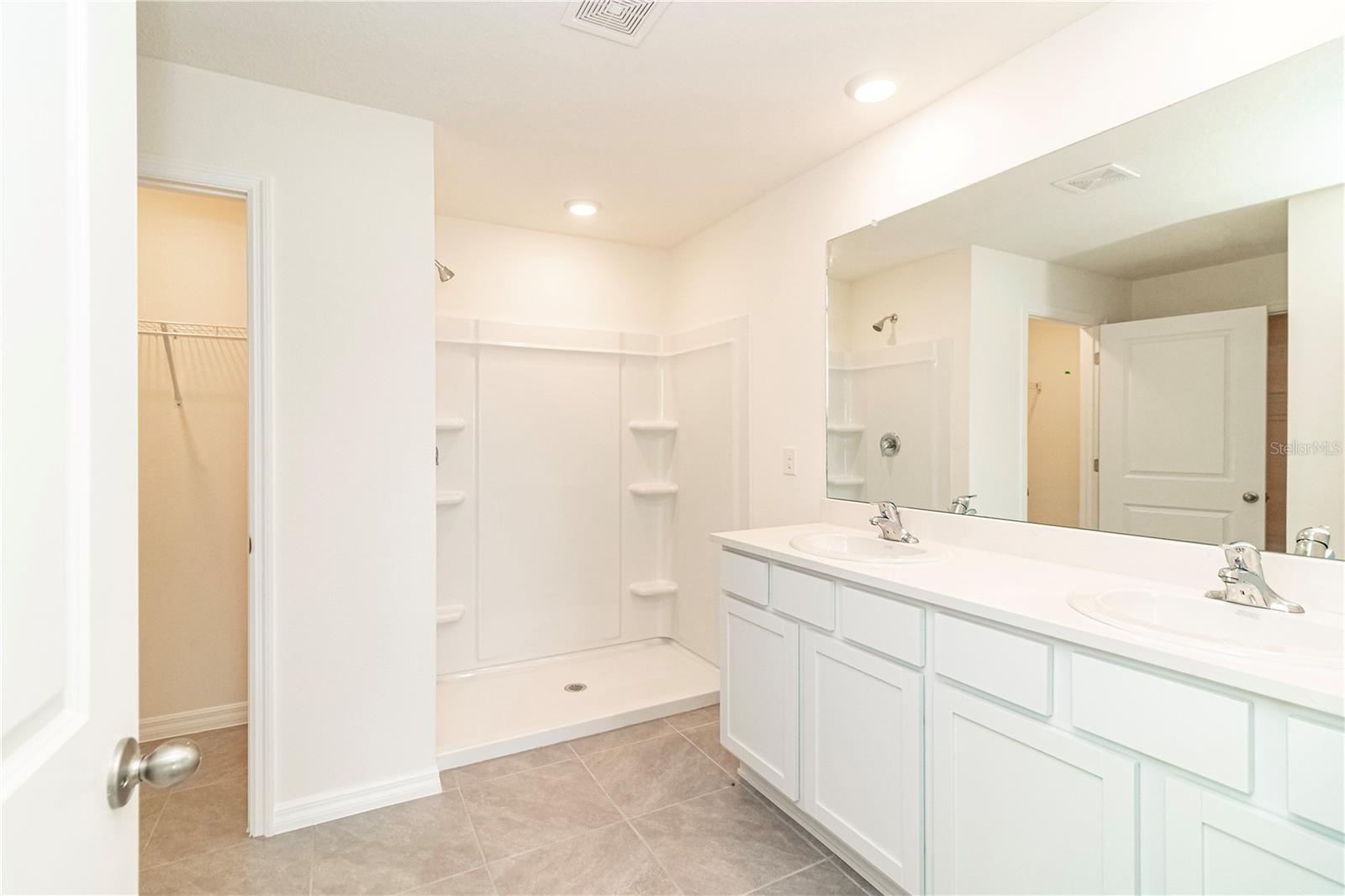 Image 19 of 39 For 9109 45th Terrace