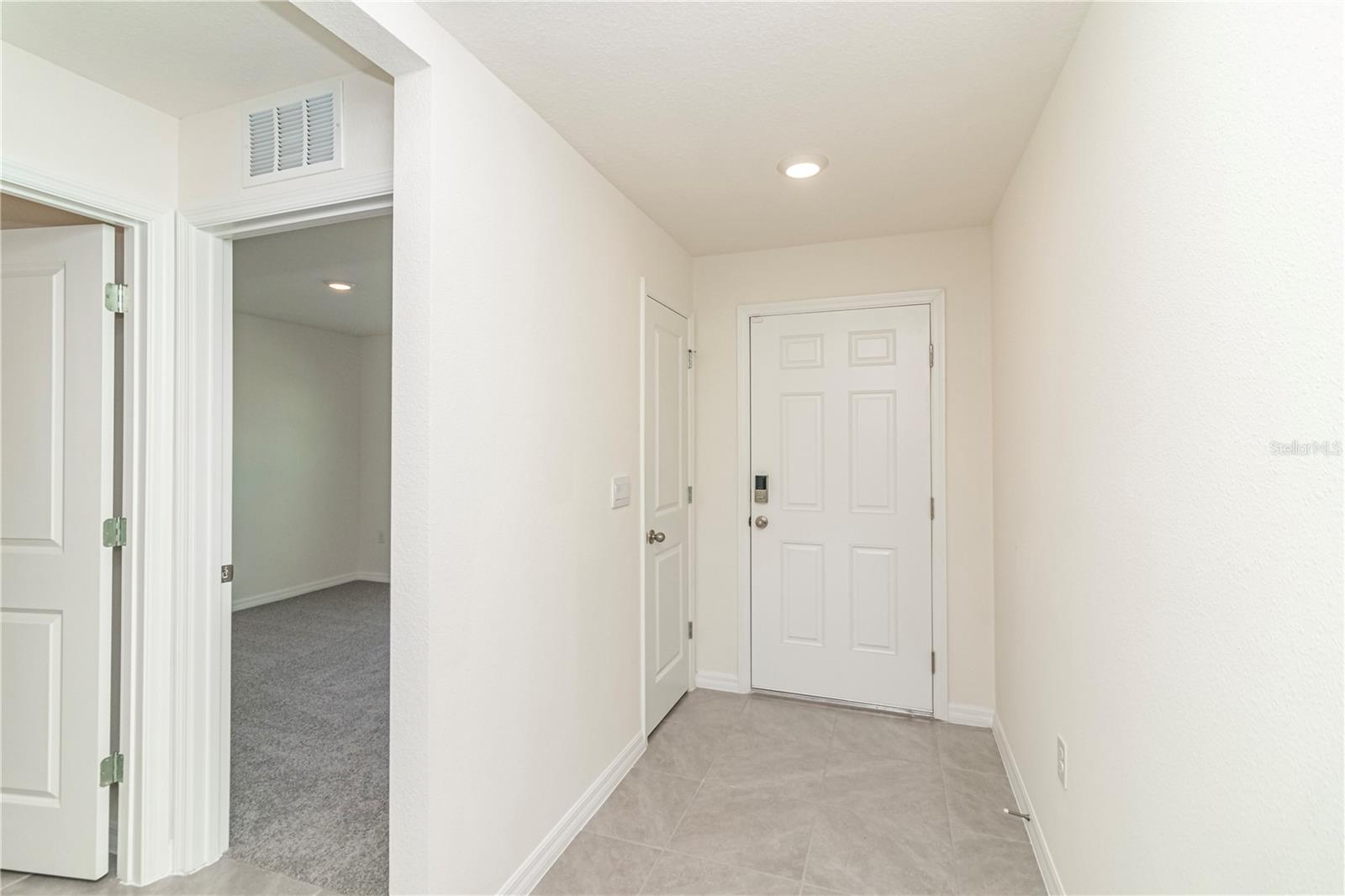 Image 23 of 39 For 9109 45th Terrace