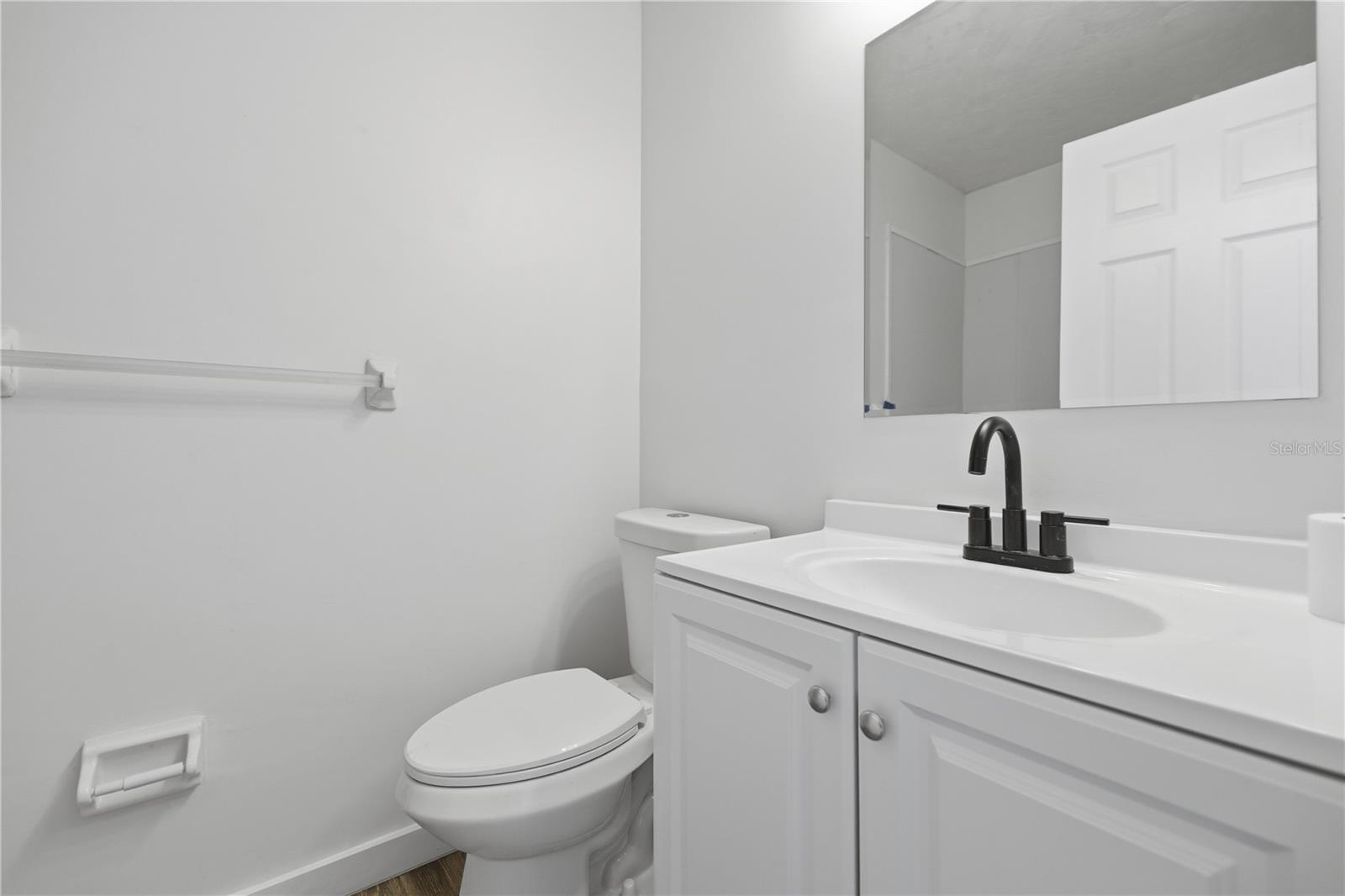 Image 8 of 12 For 3717 Idlewild Street