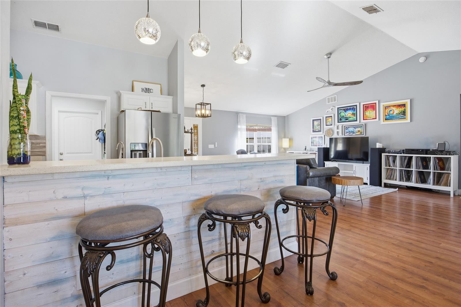 Image 17 of 43 For 13025 7th Lane