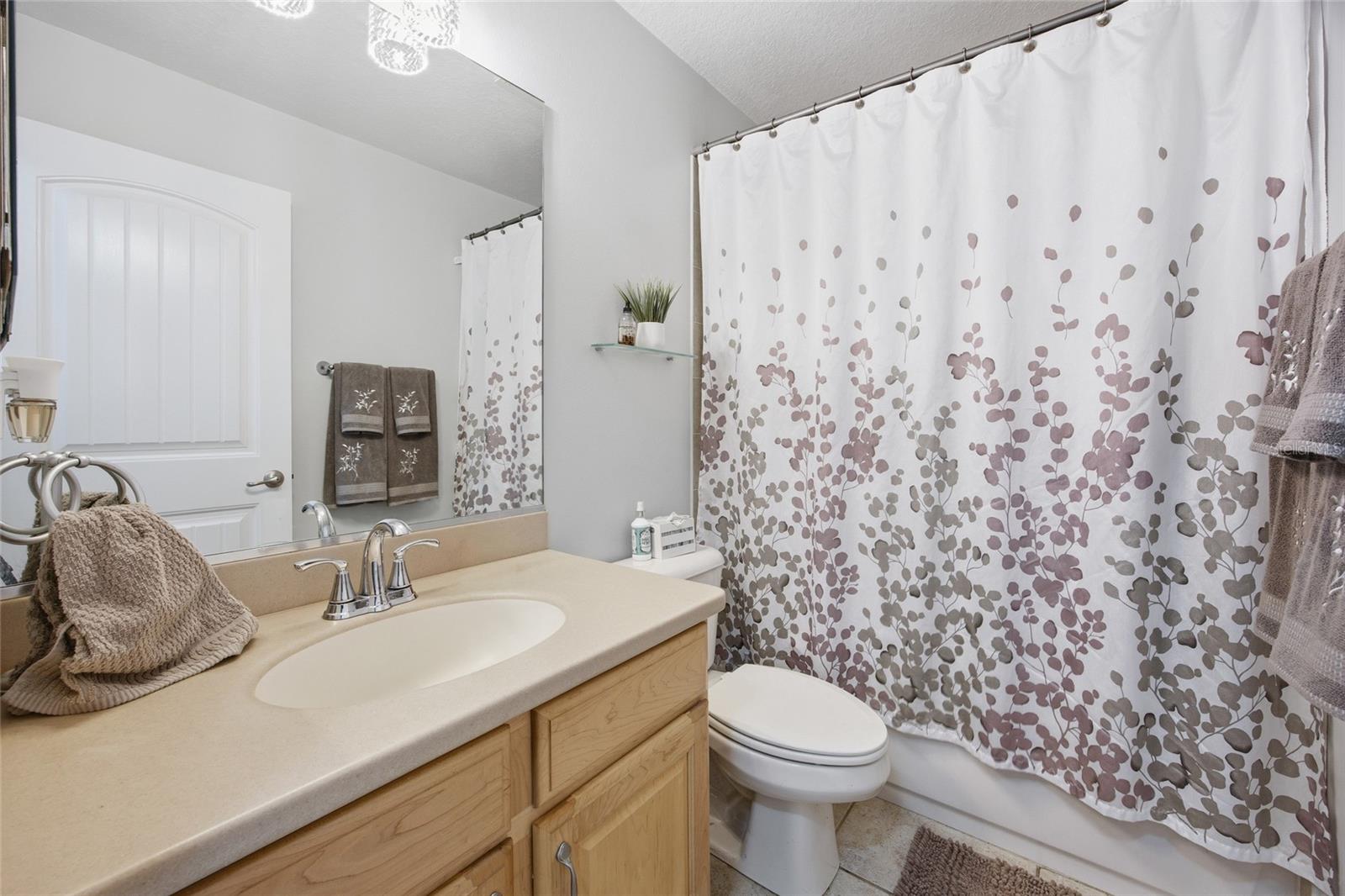 Image 23 of 43 For 13025 7th Lane