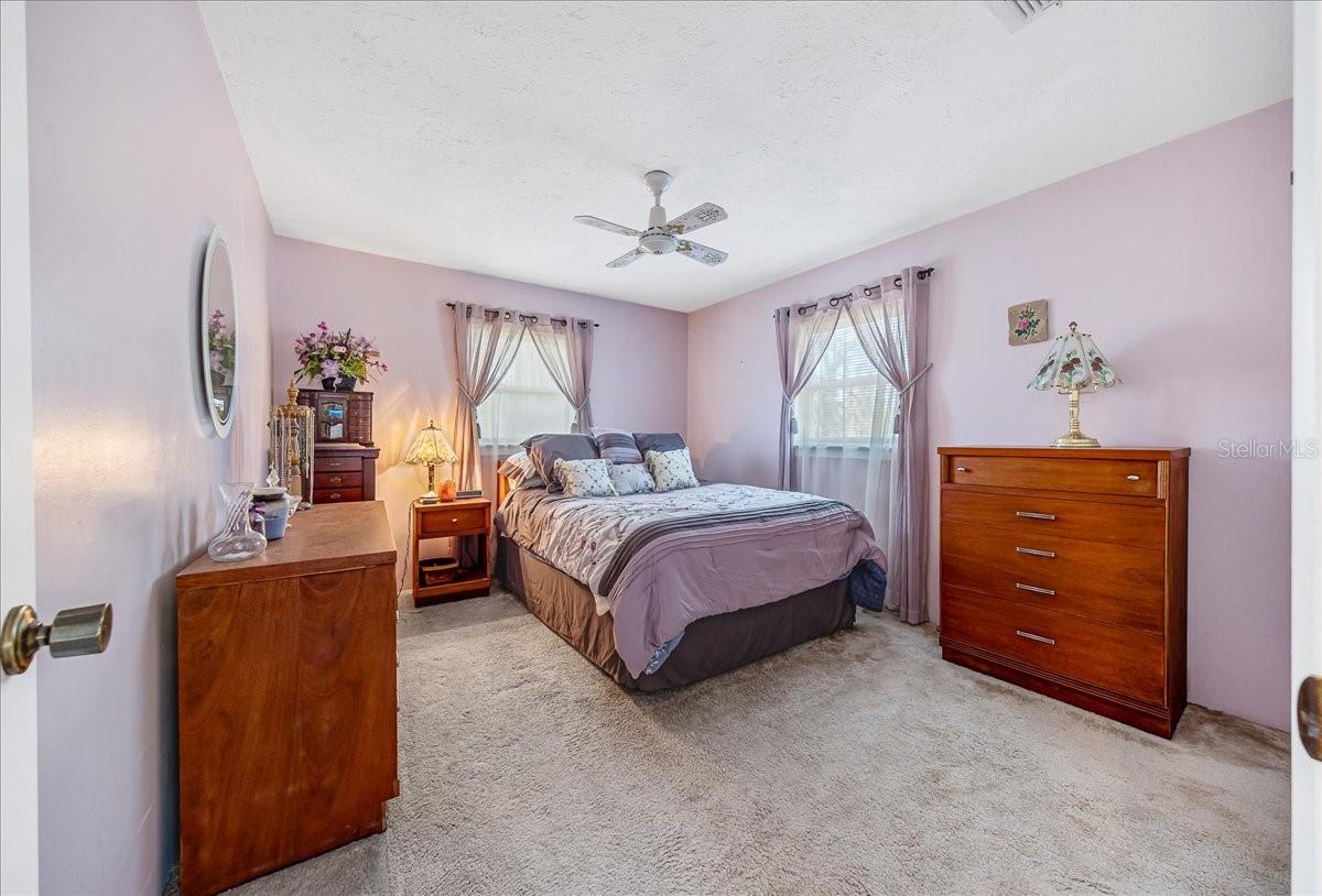 Image 12 of 48 For 650 Wacker Street