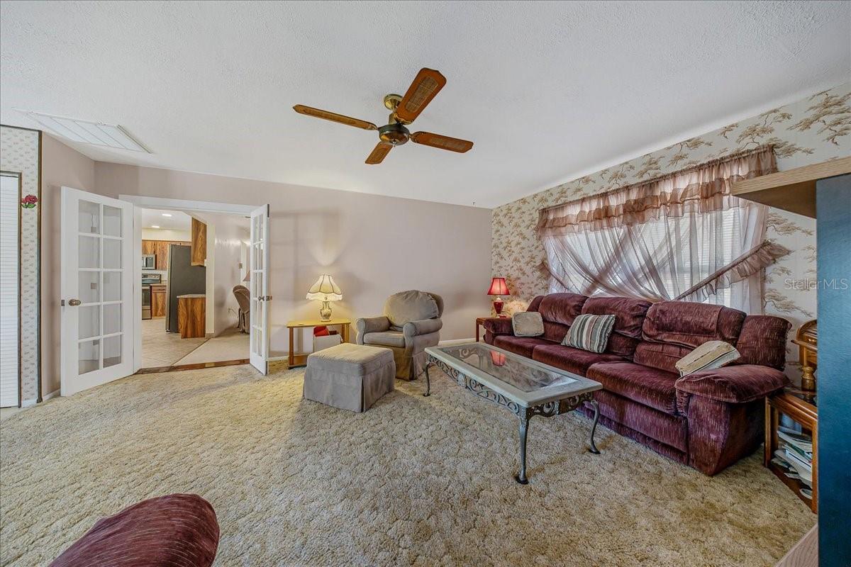 Image 21 of 48 For 650 Wacker Street