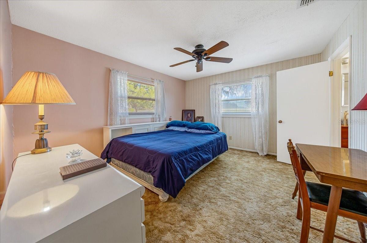 Image 25 of 48 For 650 Wacker Street