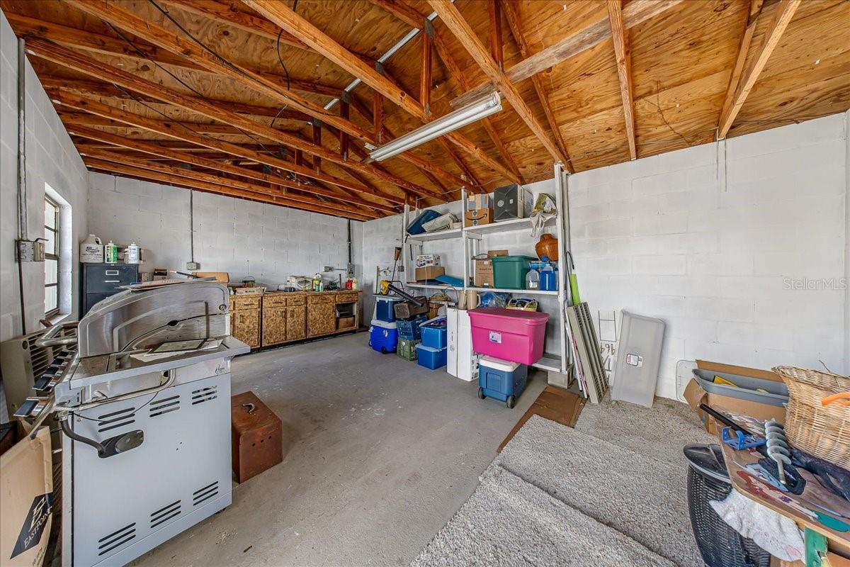 Image 37 of 48 For 650 Wacker Street