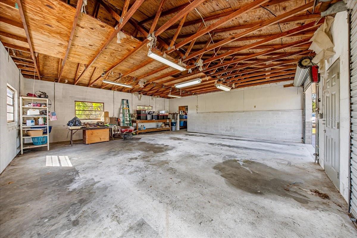 Image 39 of 48 For 650 Wacker Street